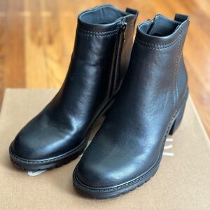 Zodiac Greyson Block Heel Boot